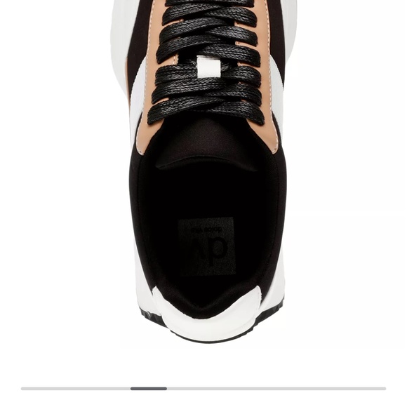 Dolce Vita Breela Sneakers - Picture 4 of 8